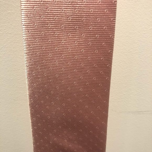 Light Pink Tie - Picture 3 of 3